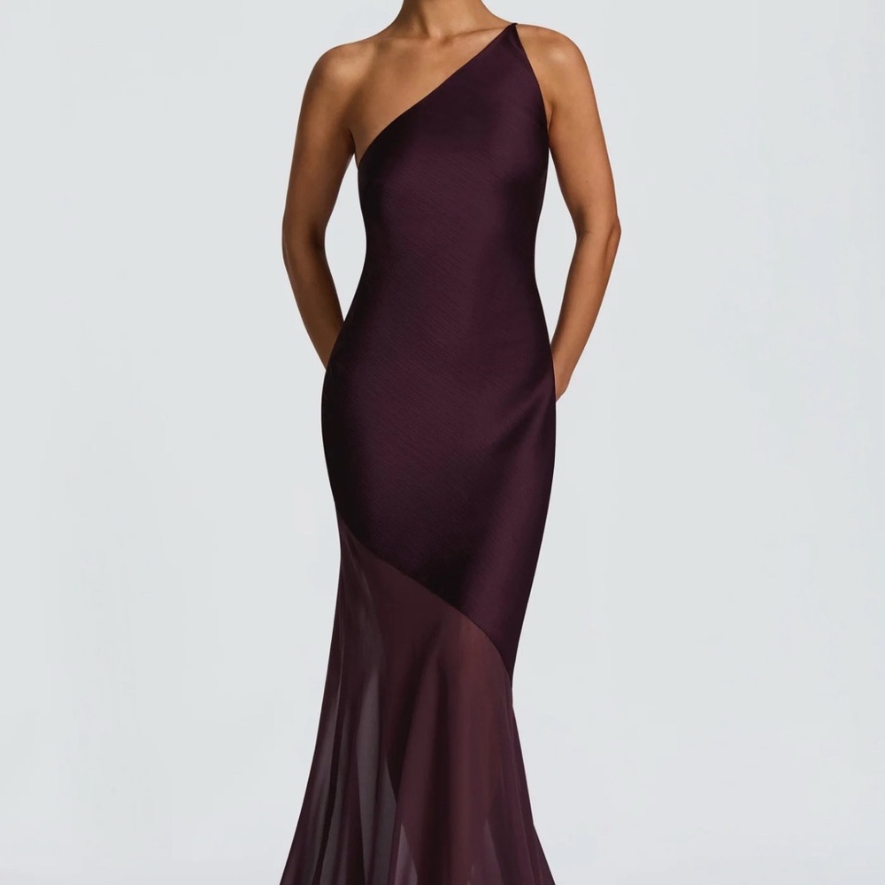 Elegant One-Shoulder Plum Dress
